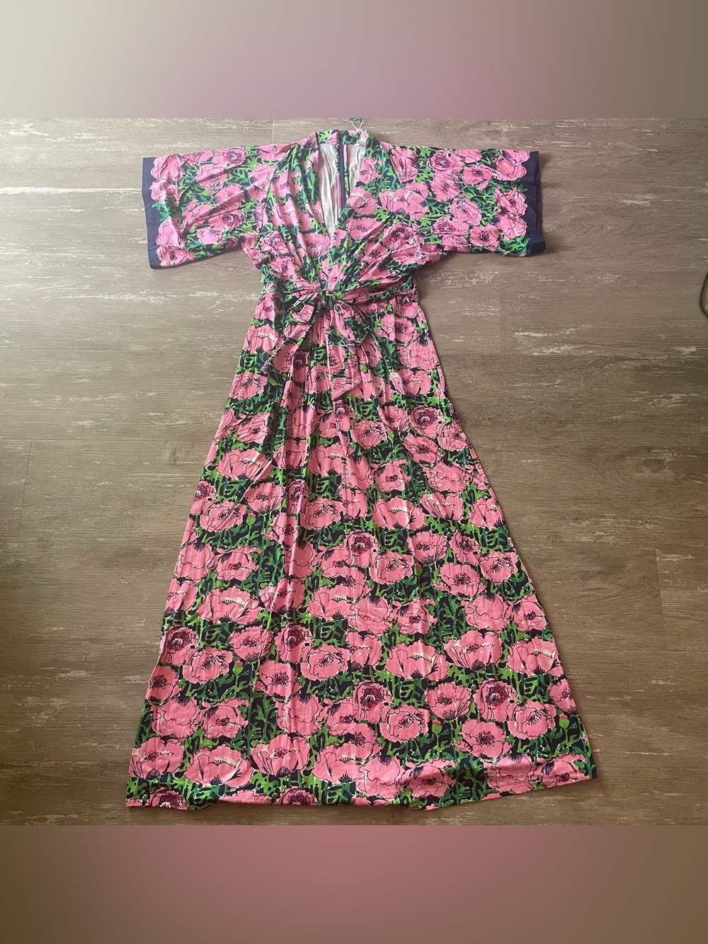 Size 10 NWT Lilly Pulitzer Wisteria V-Neck Maxi Dress in Low Tide Navy Florrie - Picture 2 of 10